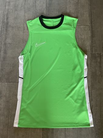 T-Shirt Fit Nike M