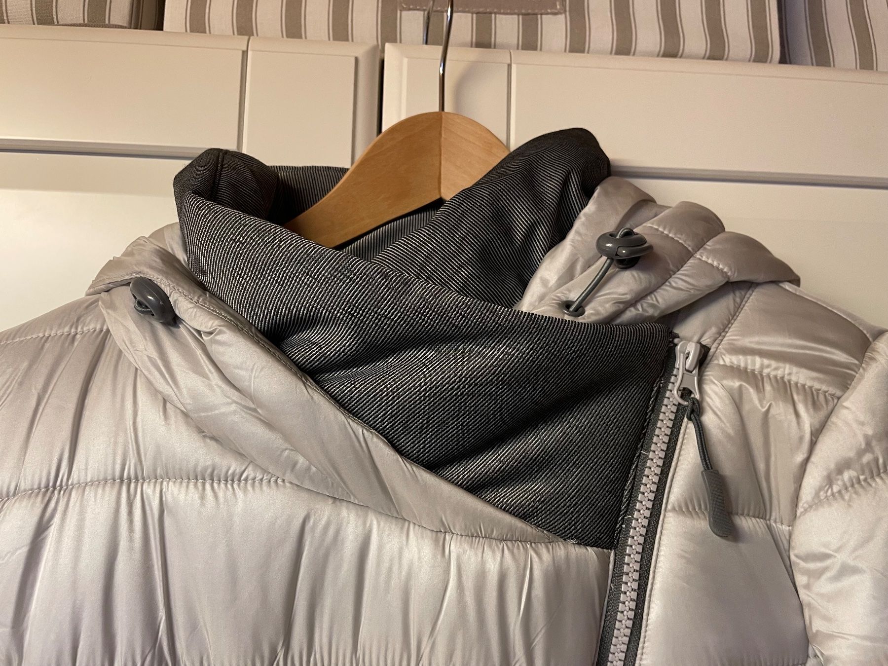 Vestes: Bpc Steppjacke hellgrau Grösse 40 neuwertig – D'occasion à Adlikon b.Regensdf par SimoneO01 3