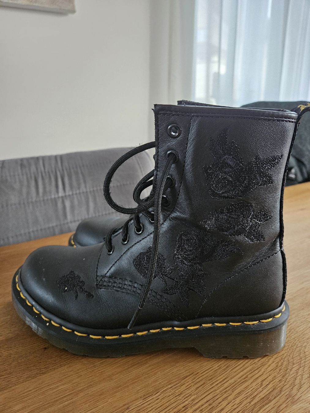 Dr. Martens Scarpe da donna: Neuwertige Dr. Martens Gr.38 – Nuovo (secondo la descrizione) da Romanshorn venduto da Dancor