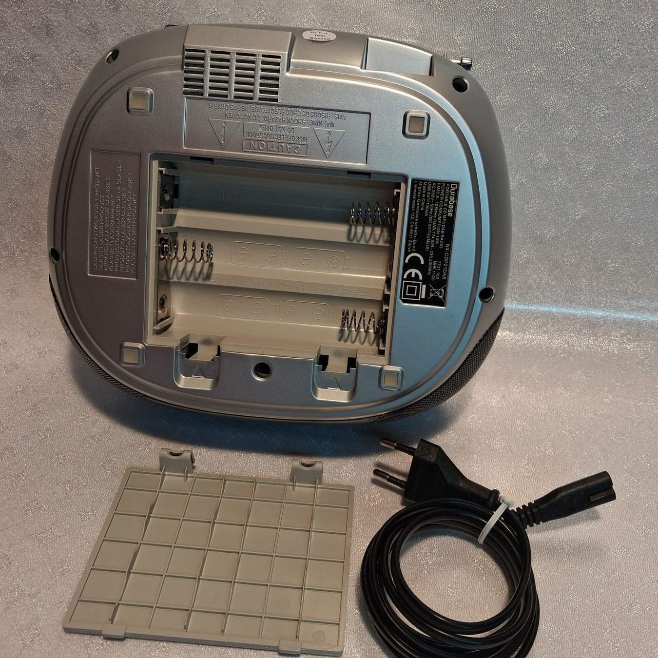 Durabase Lettore multimediale & Streamer: DURABASE CD MP3 DAB, Radio DAB – Usato da Winterthur venduto da mar_jwg7 5