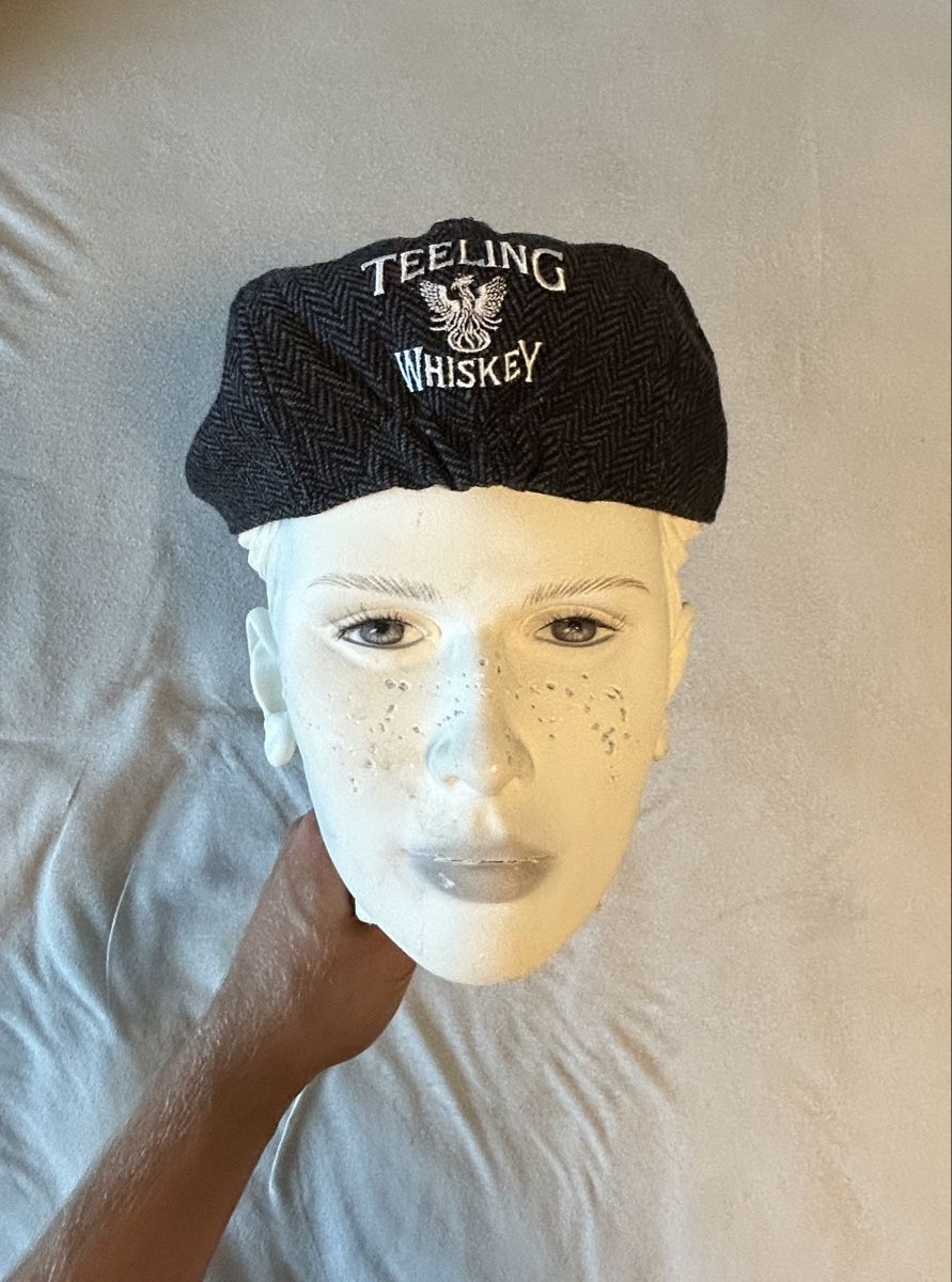 Chapeaux, bonnets & casquettes: Schiebermütze Teeling Whiskey – Neuf (Voir description) à Oberkirch LU par mat_m5cj