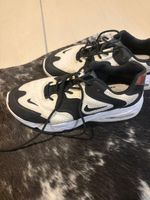 Nike baskets 38.5, Très Bon État