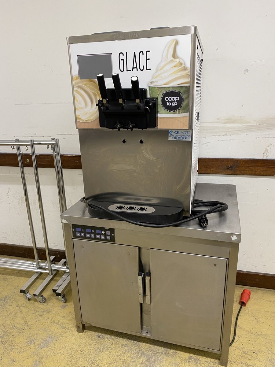 Elettrodomestici da cucina: Glacemaschine – Usato da Dietikon venduto da dia_y8y5 2