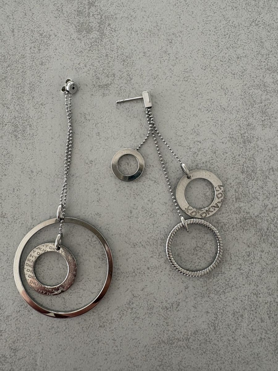 DKNY Orecchini pendenti & Orecchini a lobo: DKNY Ohrringe  – Nuovo (secondo la descrizione) da Buus venduto da mum_t9cw 1