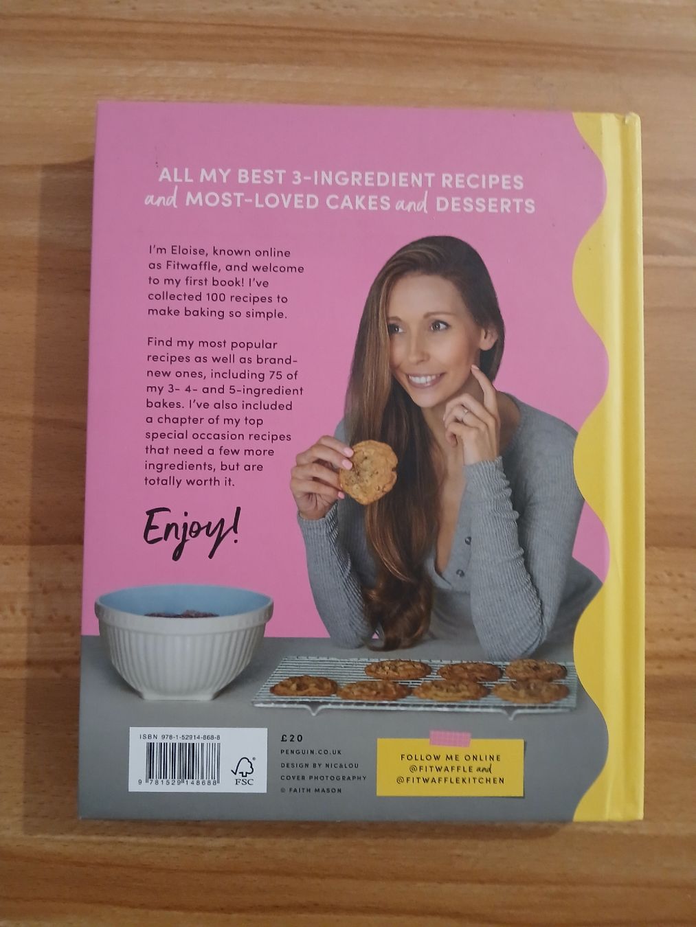 Libri: Livre de recettes Fitwaffle's Baking It Easy – Usato da Le Sentier venduto da arc_2thy 9