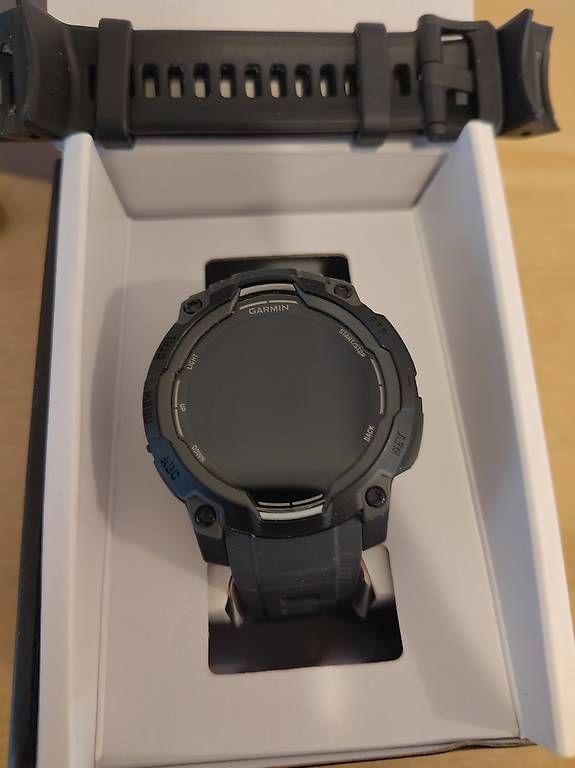 Smartwatch: Garmin Instinct 3 Amoled 45mm – D'occasion à Mels par alpinist. 1