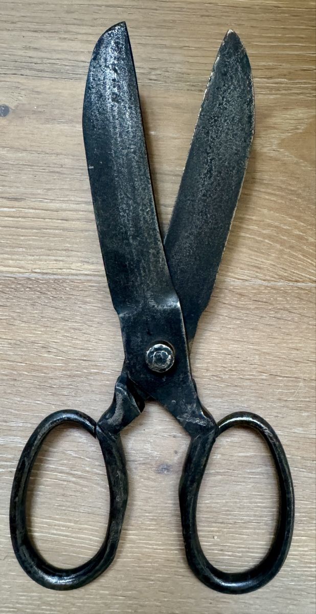 Tous les outils: Sehr grosse, antike Schere Eisenschere 28 cm – D'occasion à Rothrist par Luckywinner 4