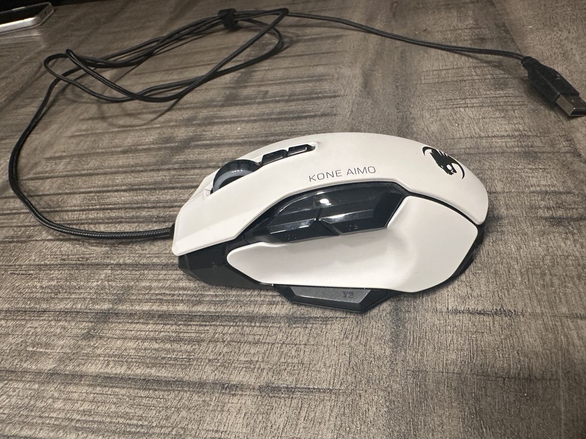 Roccat Maus: Computer Maus Roccat Kone Aimo weiss gebraucht – Neu (gemäss Beschreibung) aus Kloten von Buesra.k 2