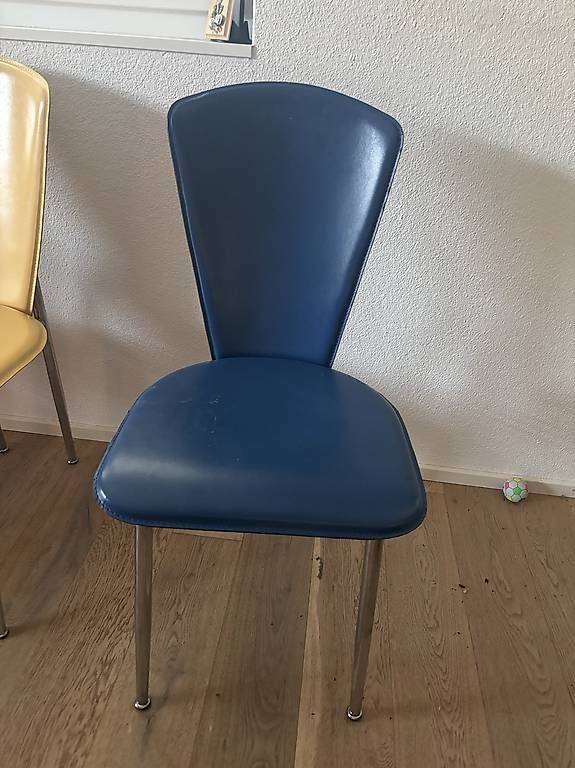 Stühle: 3 ledersthüle  – Gebraucht aus Hüntwangen von Lorena14