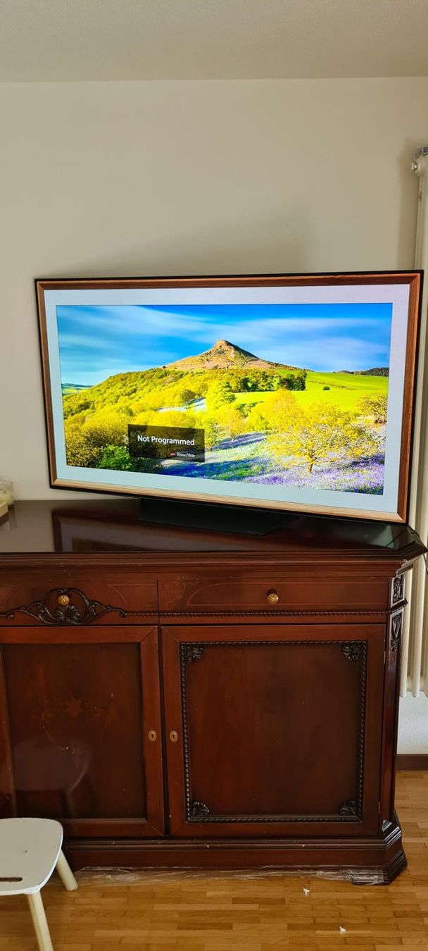 LG Televisori: LG B9 OLED TV 55" – Usato da Aarau venduto da oksana90 5