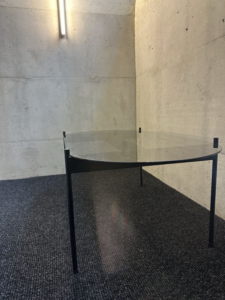 Tavoli: Stylish Circular Glass Table - ZARA HOME – Usato da Meilen venduto da M_71 2
