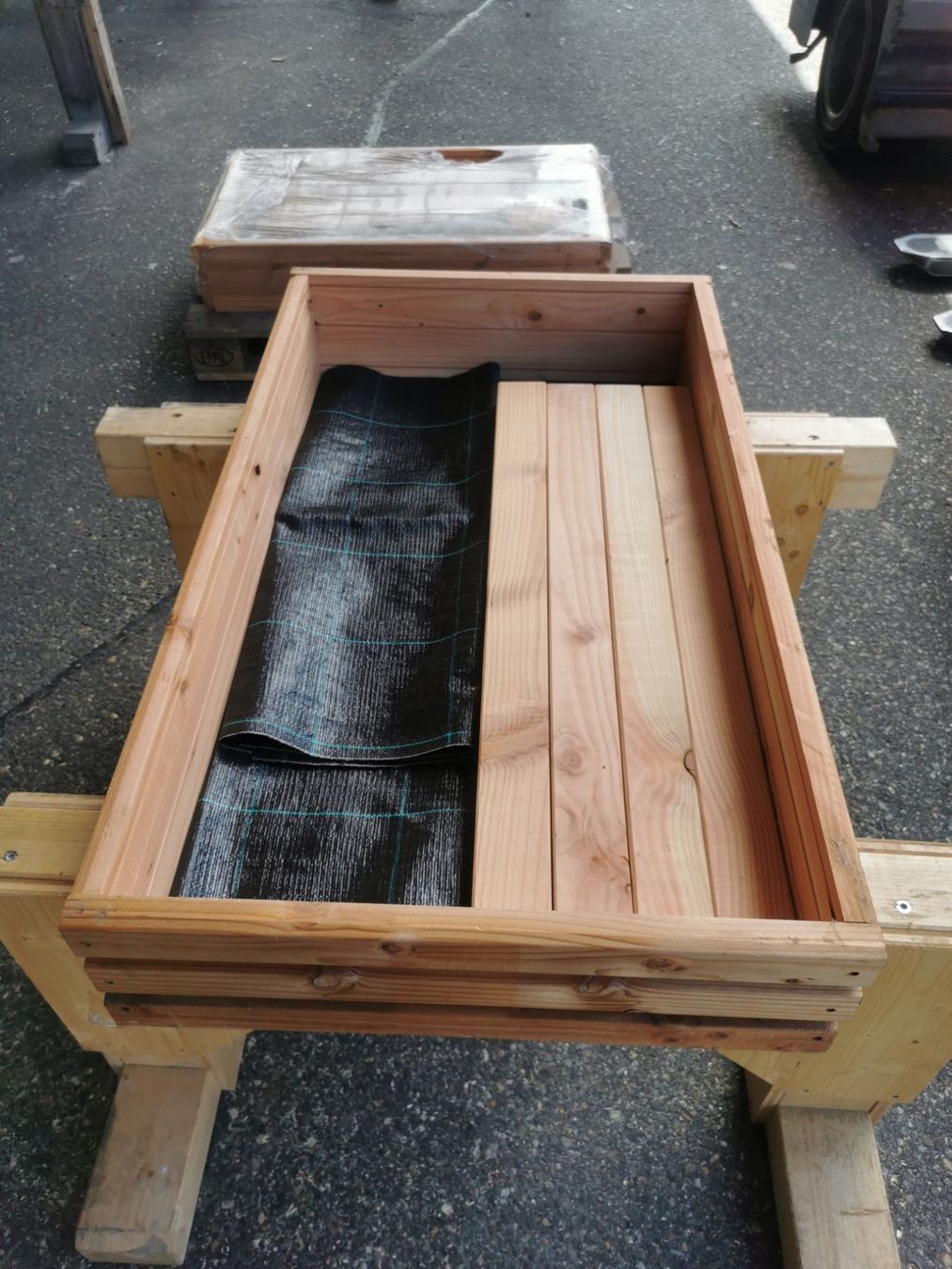 Articoli in legno: Pflanzentisch / Hochbeet - Douglasie - Bausatz – Nuovo (secondo la descrizione) da Langenthal venduto da inf_bk88 2