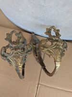 2 antike Bronze Vorhangstangenhalter oder Raffhalter