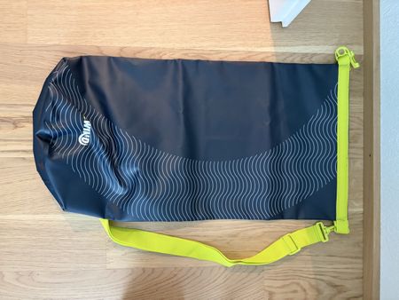 Wassersack Wind blau gelb mit Tragegurt neuwertig