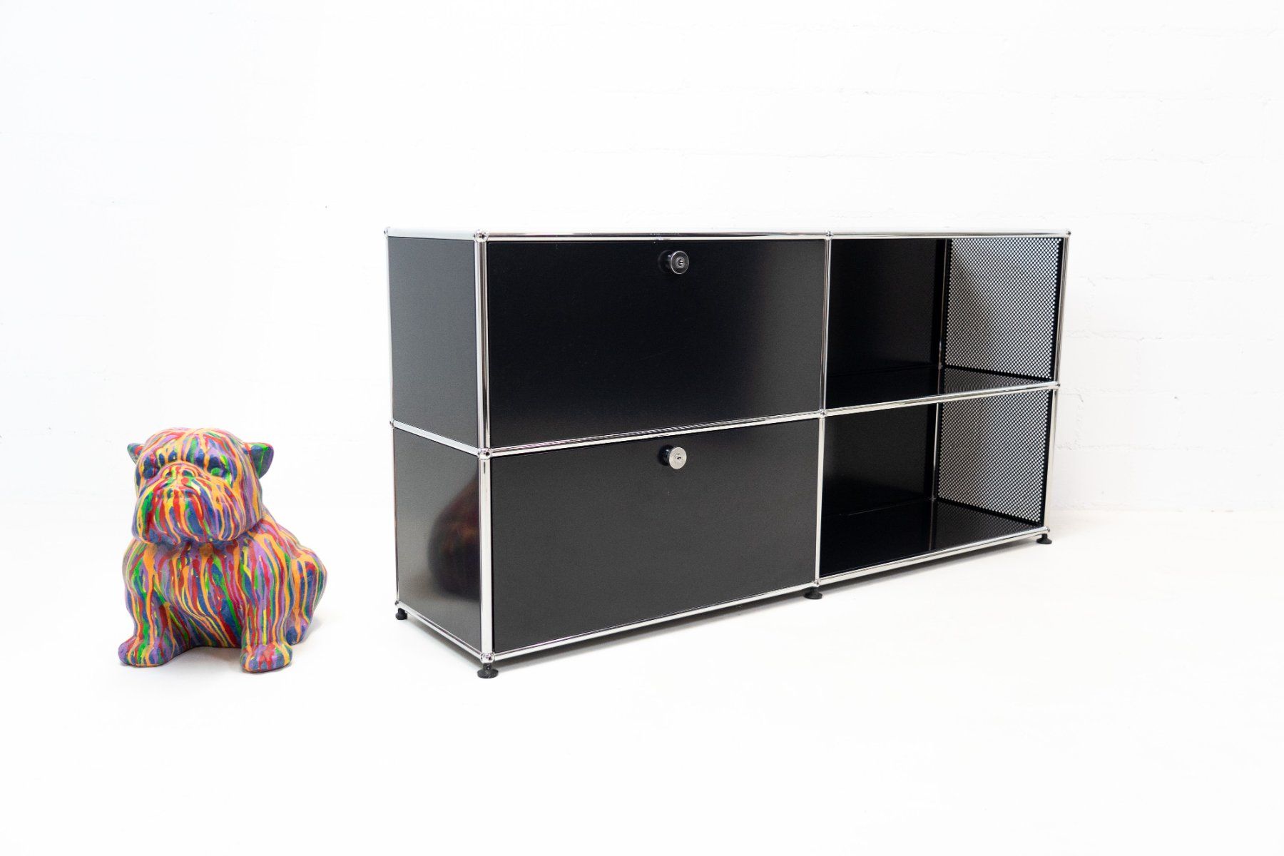 USM Kommoden: USM Haller Sideboard Graphit Schwarz N. 25 Lieferung möglich – Gebraucht aus Schaffhausen von Studio-Ara
