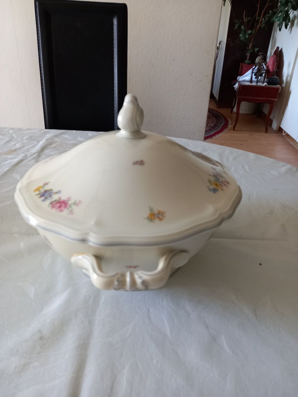 Rosenthal Ciotole: Handgemalt Rosenthal CHIPPENDALE  Henkel Suppeschussle. – Usato da Bern venduto da Imamrashed 1