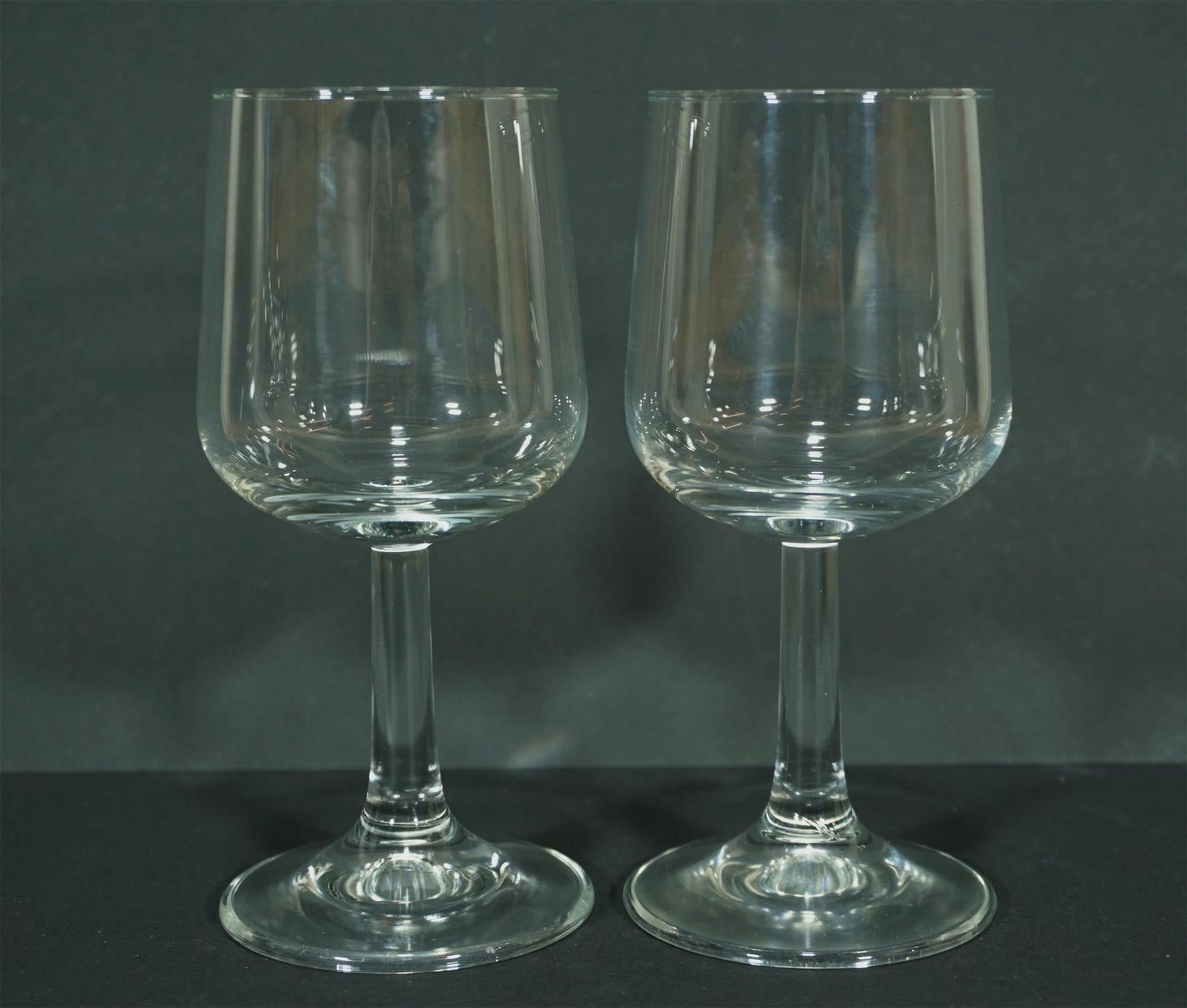 Bicchieri: 12 elegante Gläser mit Stiel 17cl – Usato da Meggen venduto da Brockitare 6