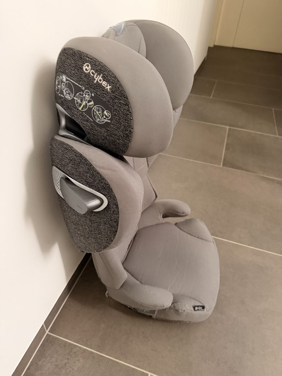 Cybex Sièges auto: Cybex Platinum Solution T I-Fix – D'occasion à Erlenbach ZH par lig_2hdc 2
