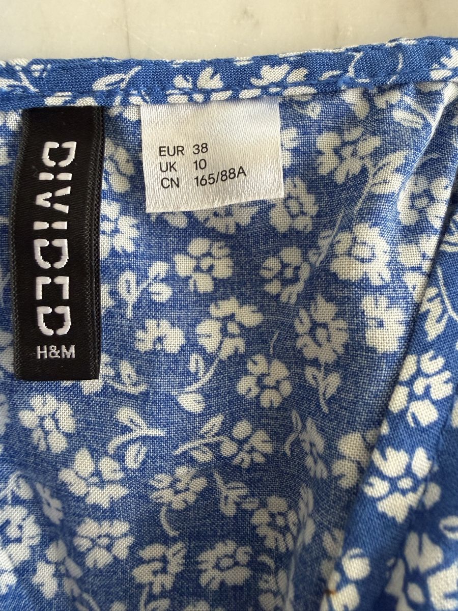 H&M Jumpsuits: Jumpsuit, Gr. 38, Blau mit Blumen, Damen – Neu (gemäss Beschreibung) aus Seewen SO von HappyHappyHappy 2