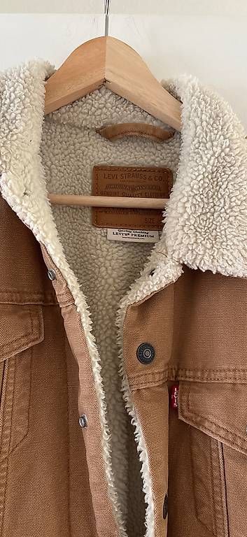 Levi's Giacche: Levis Sherpa Trucker Jacke – Usato da Zürich venduto da SEri_5H 1
