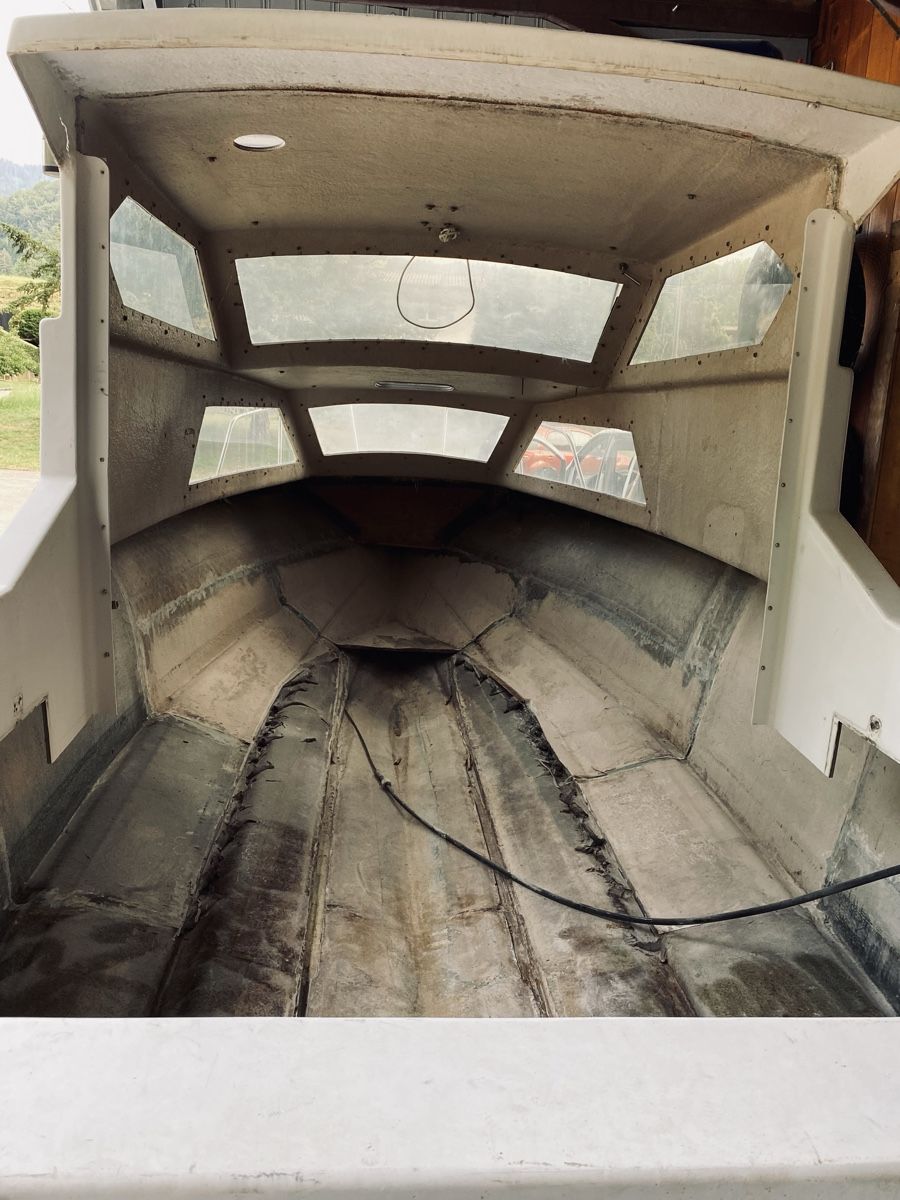Boote: Bateau à rénover – Gebraucht aus La Roche FR von Pouchta_yqk9 2