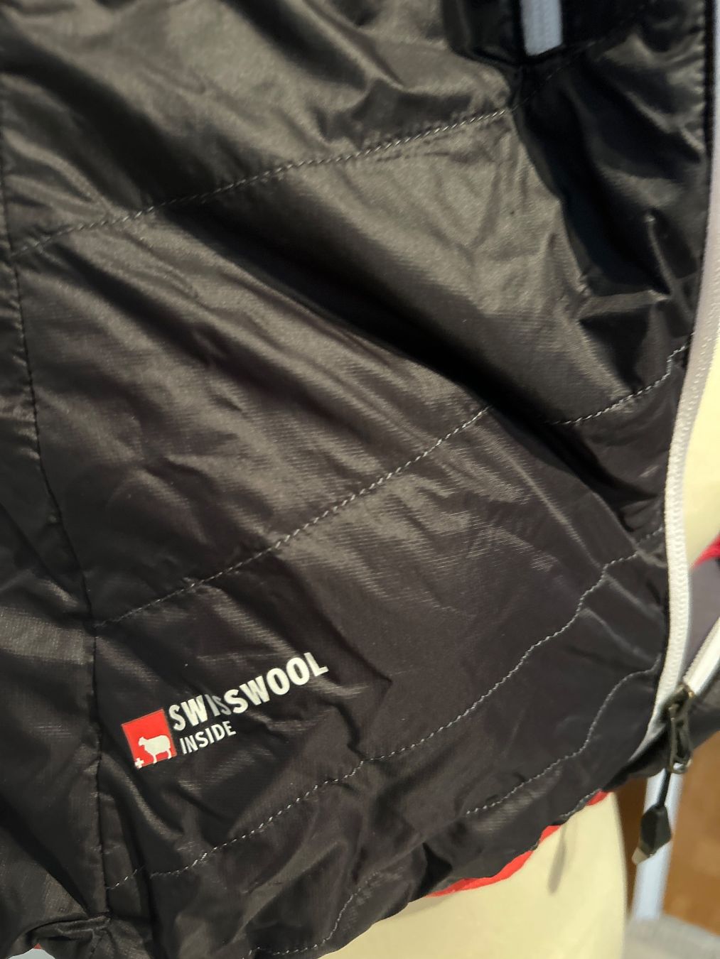 Ortovox Gilets & Westen: Ortovox Weste Gr. M – Gebraucht aus Feuerthalen von Anna_Swift 6