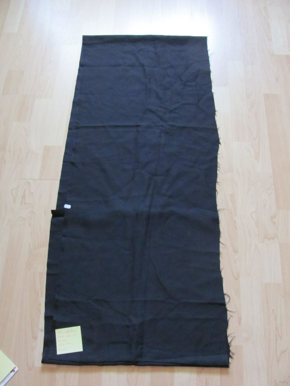Tessuti: Schwarze Stoffbahn aus Polyester - 48x240cm – Nuovo (secondo la descrizione) da Kriens venduto da Miracle49
