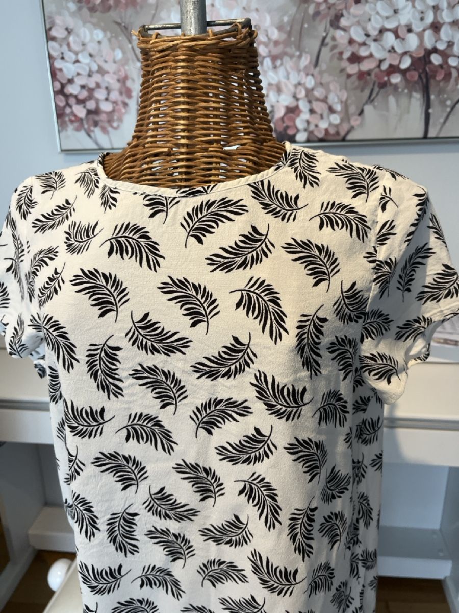 H&M Top: Top mit Blättern, H&M, 36/38 – Usato da Solothurn venduto da Bobesch08 1