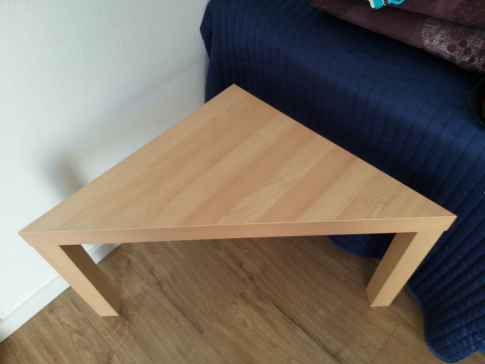 IKEA Lack Tisch Beistelltisch dreieckig Kaufen auf Ricardo