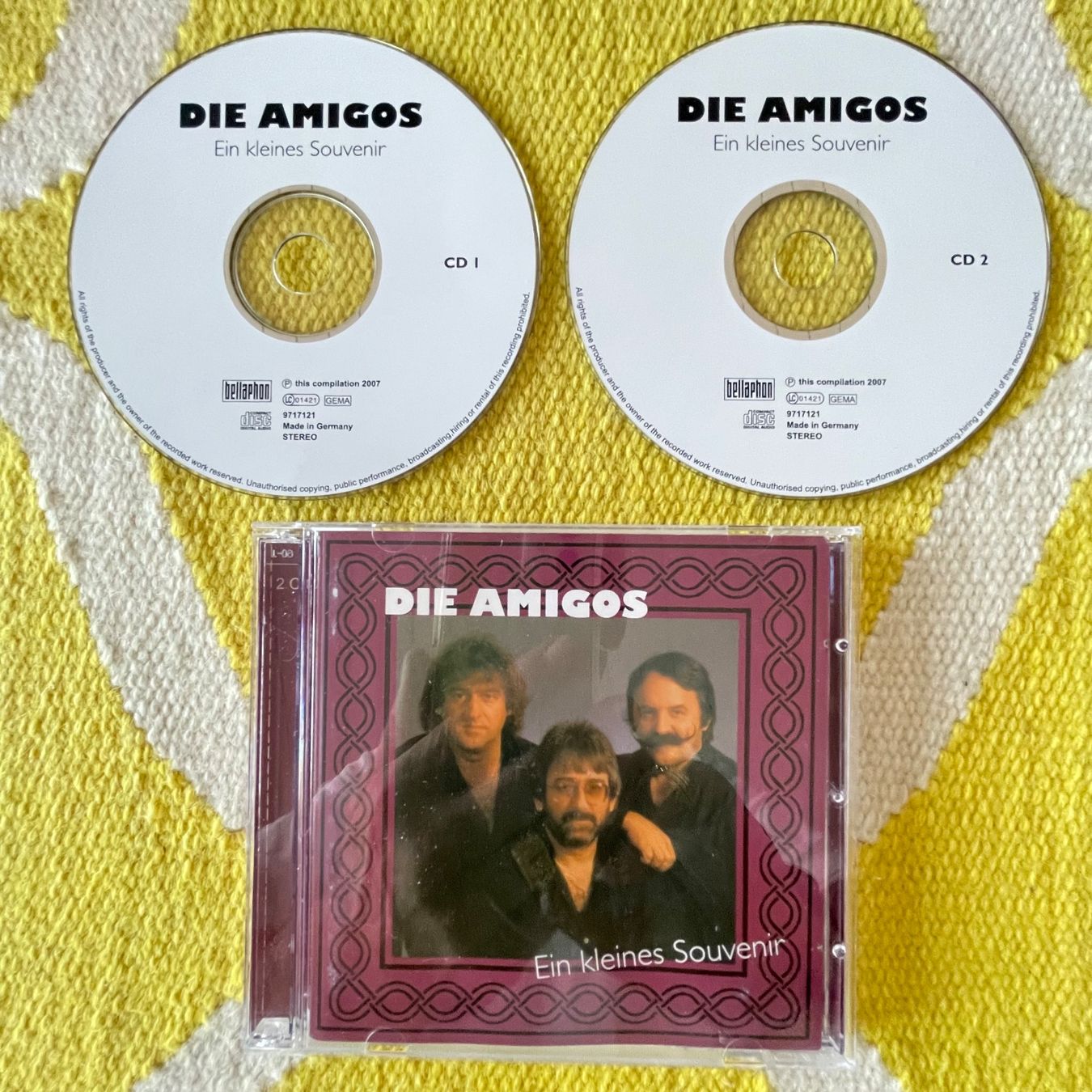 CD: AMIGOS-2CD EIN KLEINES SOUVENIR – Usato da Rorschacherberg venduto da CD-Roli
