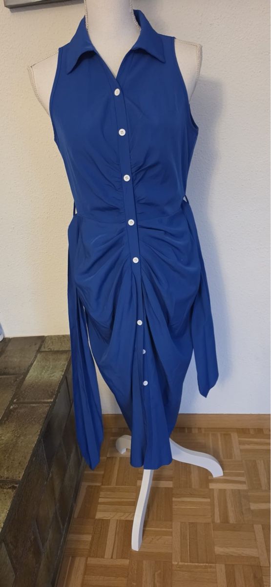 Kleider: Wunderschönes blaues Sommerkleid Gr. S modisch & elegant – Gebraucht aus St. Gallen von mania03 2