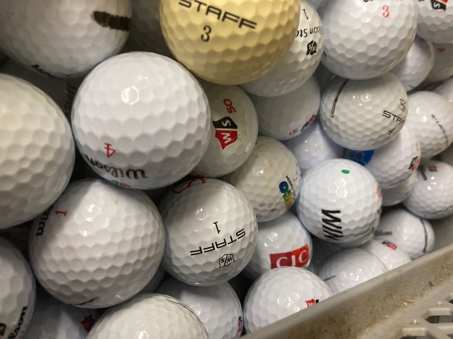Wilson Palloni: 50 stk Golfbälle Wilson Mix – Usato da Turbenthal venduto da littledevil71 2