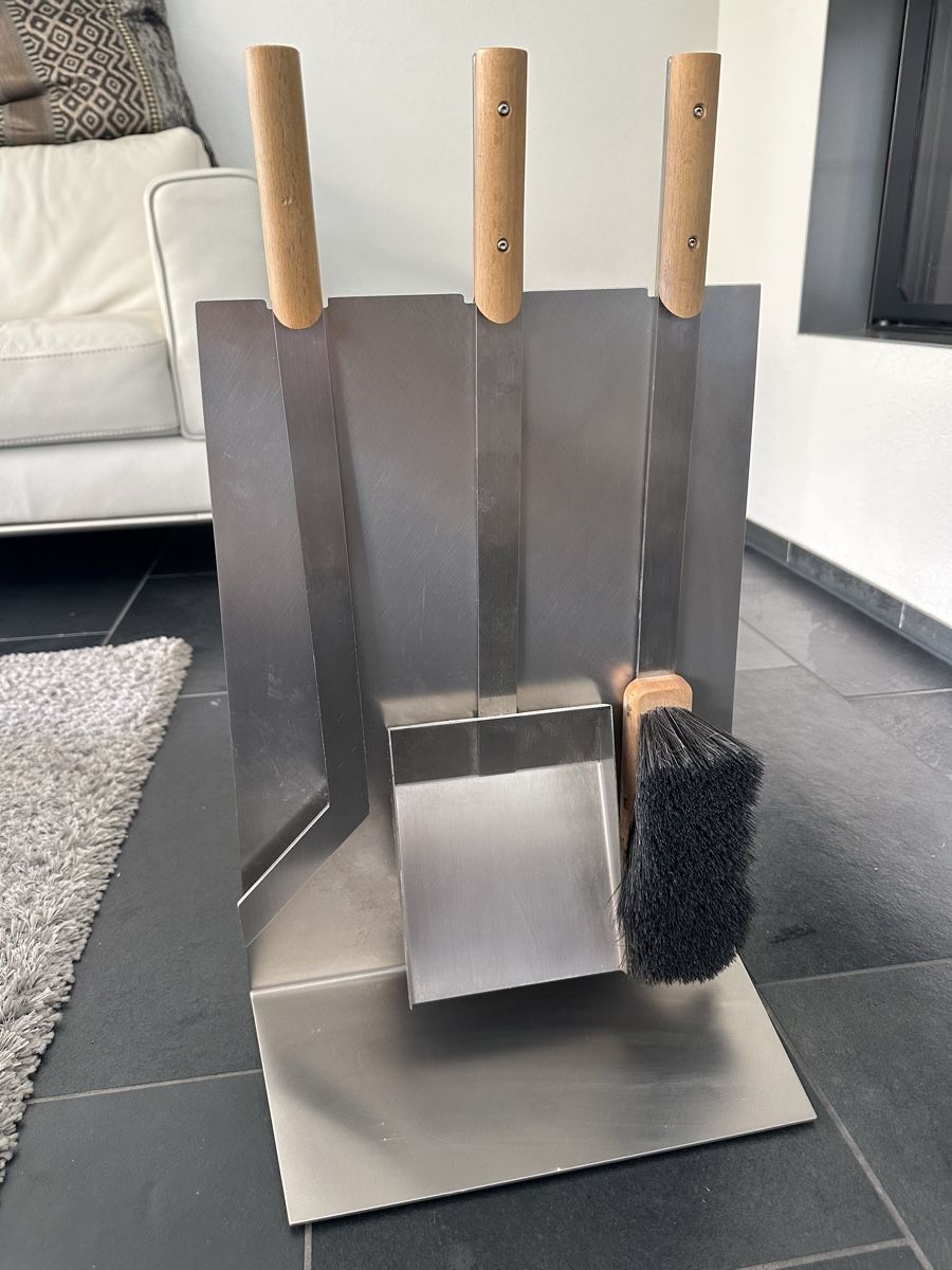 Cheminée: Moderne Cheminée Garnitur + Holzkorb – Gebraucht aus Erlenbach ZH von Kerli1 1
