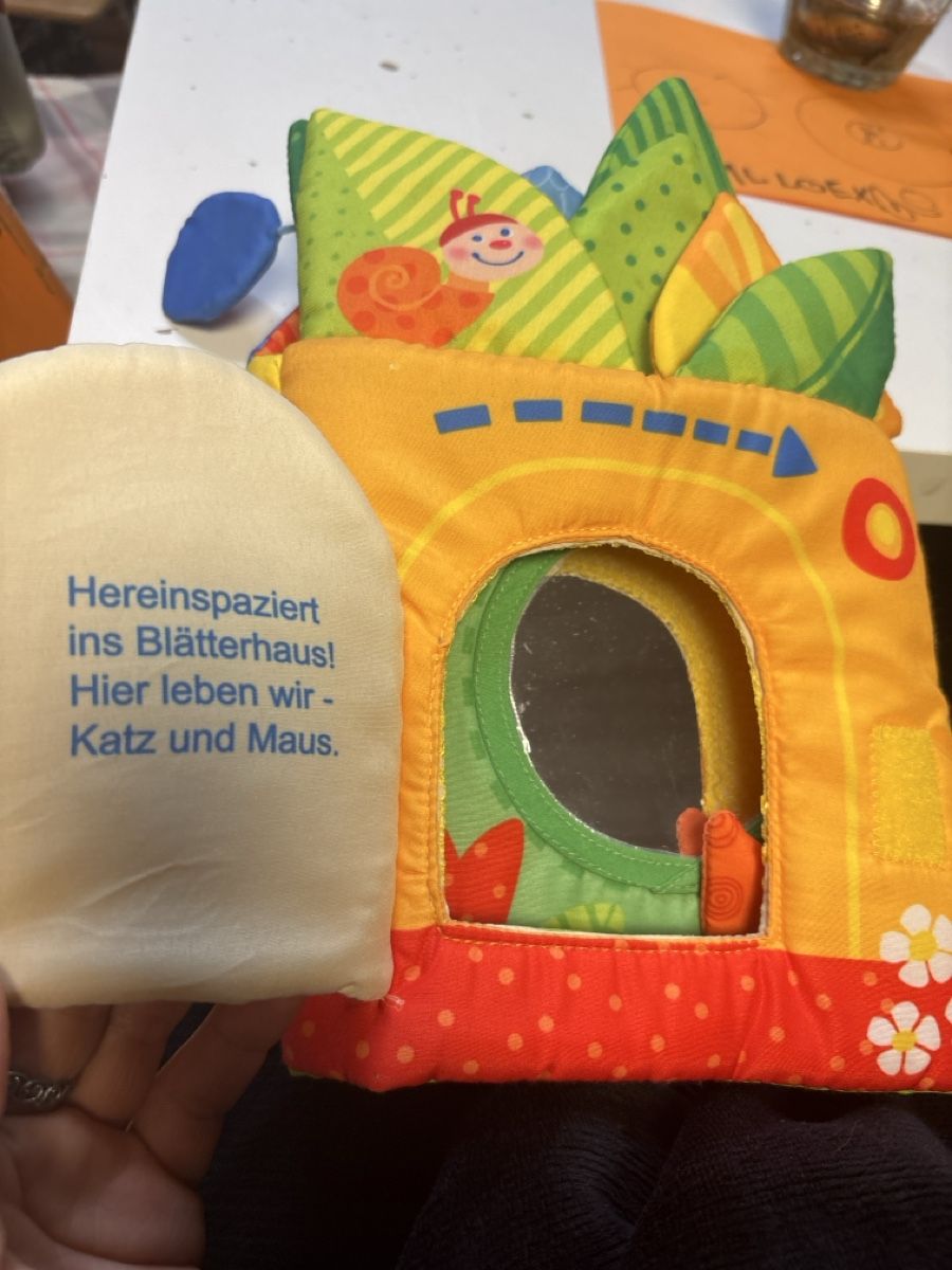 Libri: Haba Stoffbuch mit Fingerpuppe, neu. – Nuovo (secondo la descrizione) da Bolligen venduto da Danibr 2