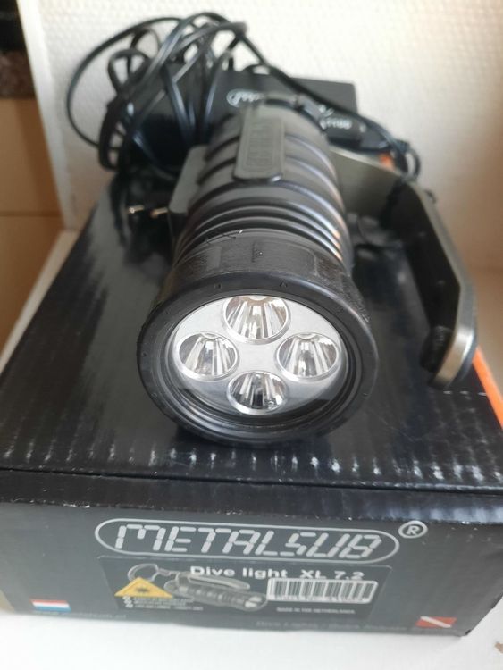 Phare de plongée METALSUB (Gebraucht) in Genève für CHF 160 – mit ...