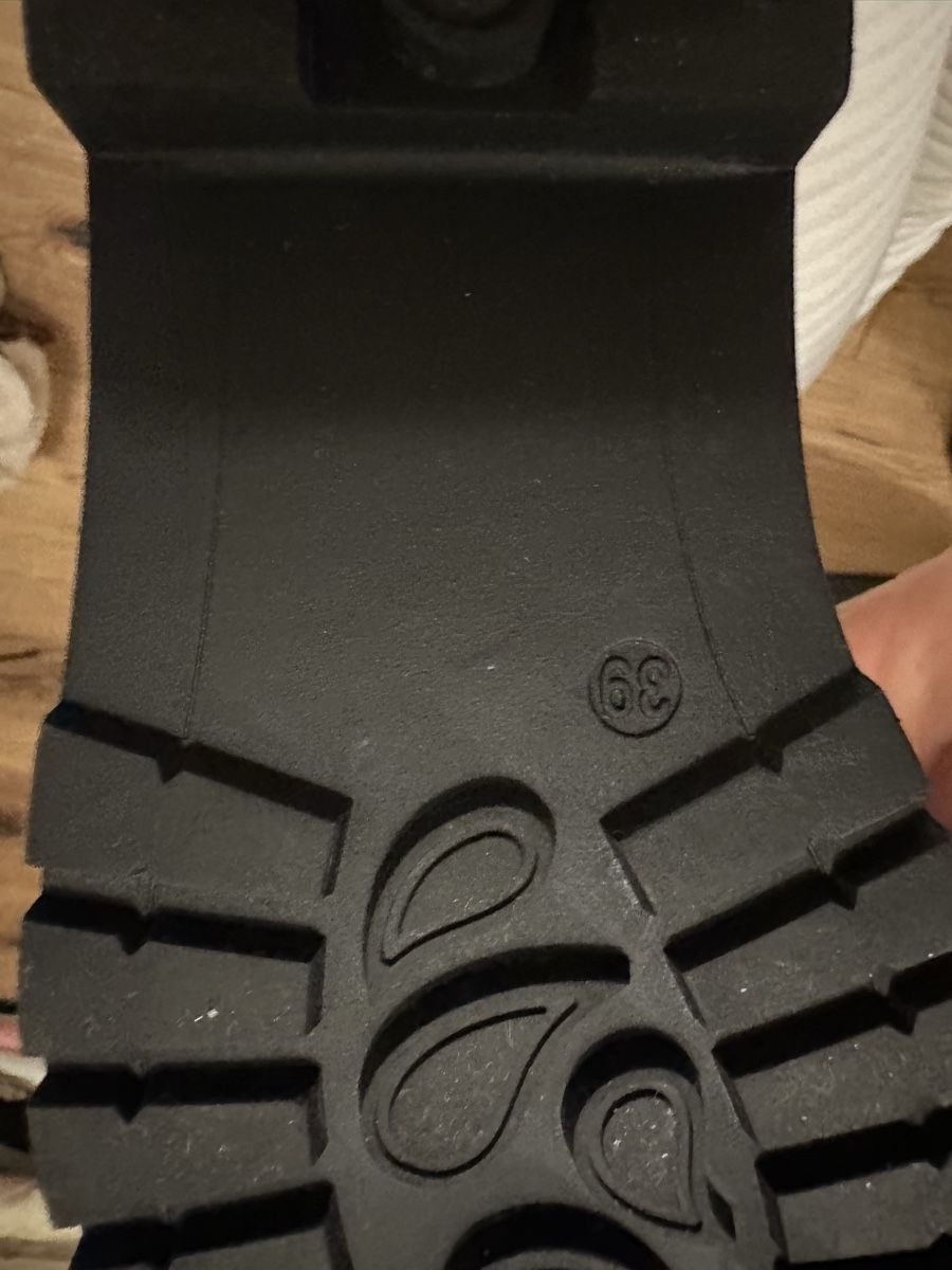 Scarpe da donna: Stiefel – Usato da Rudolfstetten venduto da Laramalna 2
