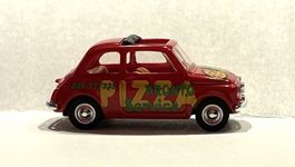 Busch 48703 FIAT 500 Pizza Service MST 1:87