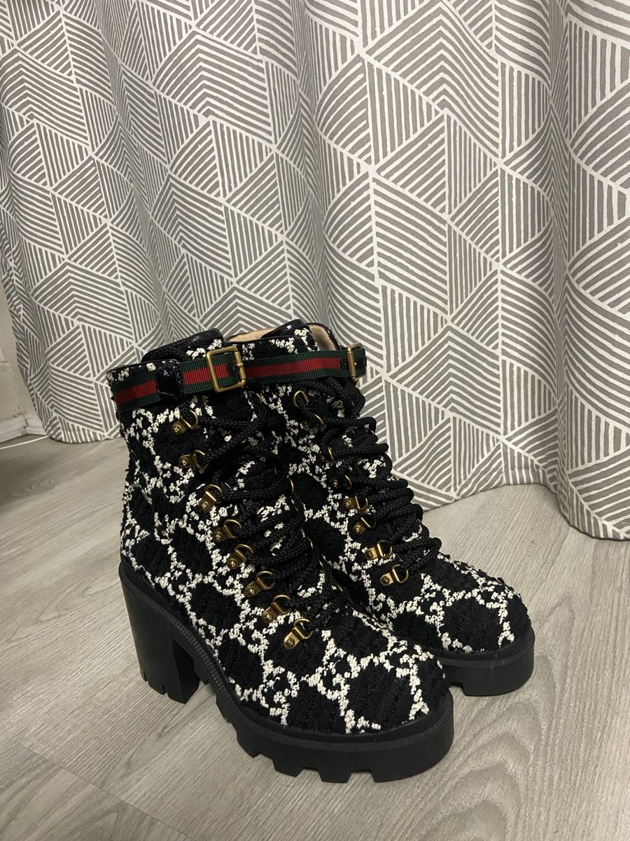 Gucci Damenschuhe: Botte Gucci noir taille 40 – Gebraucht aus Montreux von Perledor