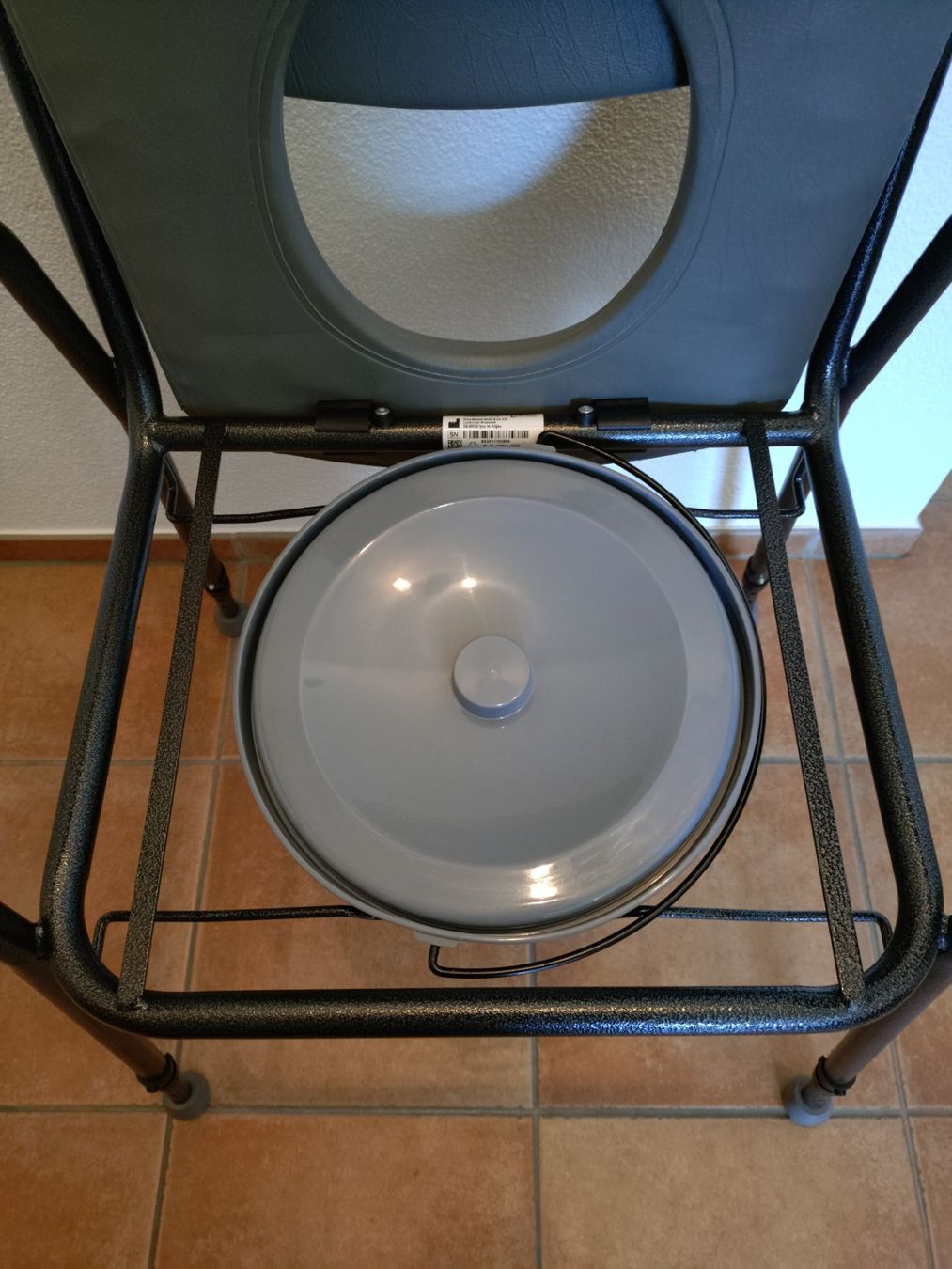 WC: Toilettenstuhl – Nuovo (secondo la descrizione) da Buochs venduto da mar_z6jf 2
