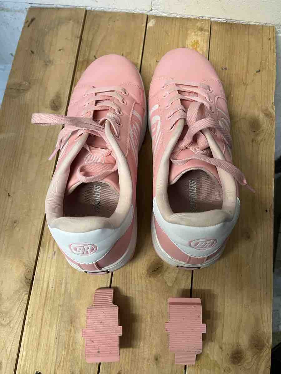 Pattini in linea & Pattini a rotelle: Breezy Rollers Sneaker Mädchen Rosa Grösse 38 – Usato da Siebnen venduto da Handorganist 4