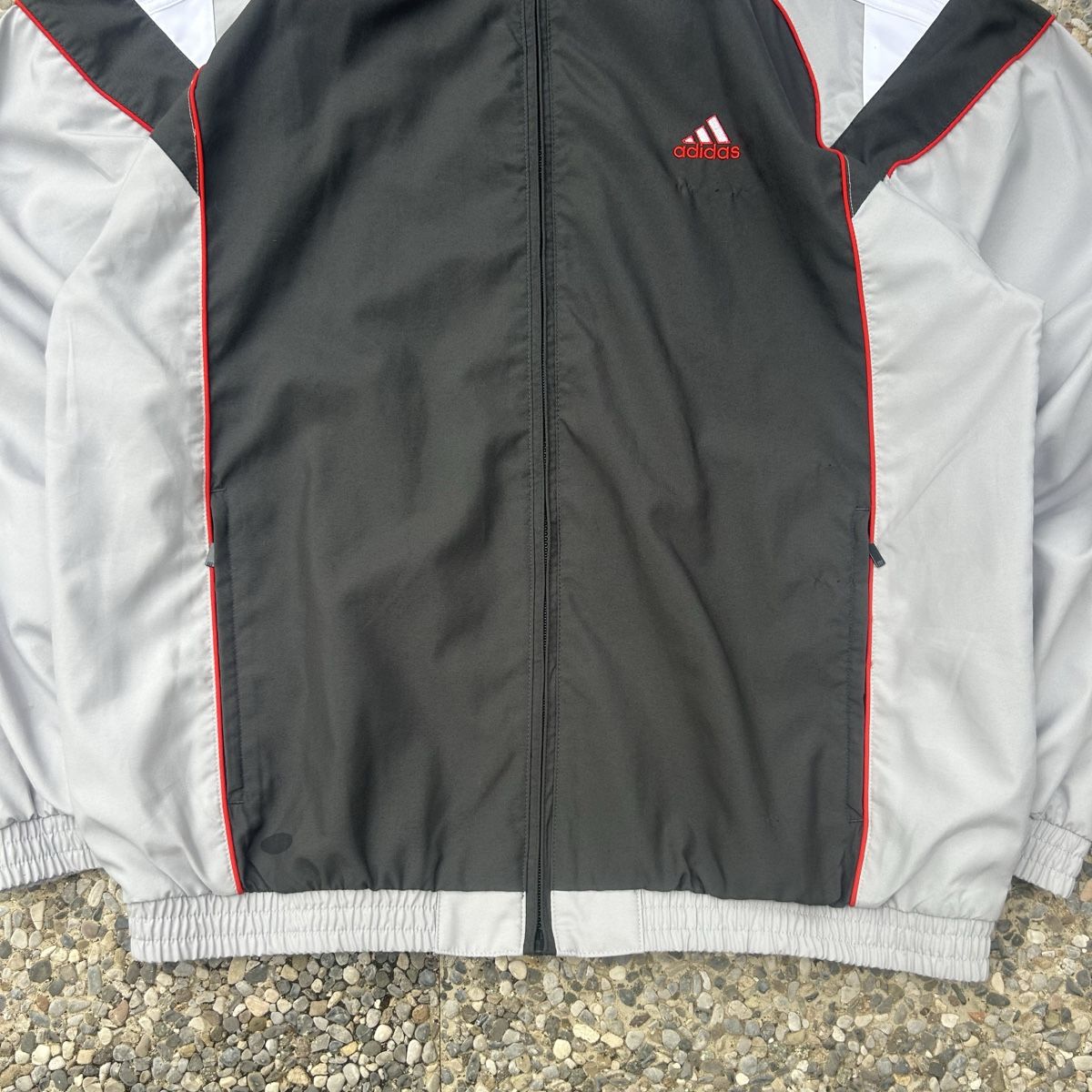 Adidas Jacken: Vintage Adidas 00’s track jacket – Gebraucht aus brent von fukusapes 2