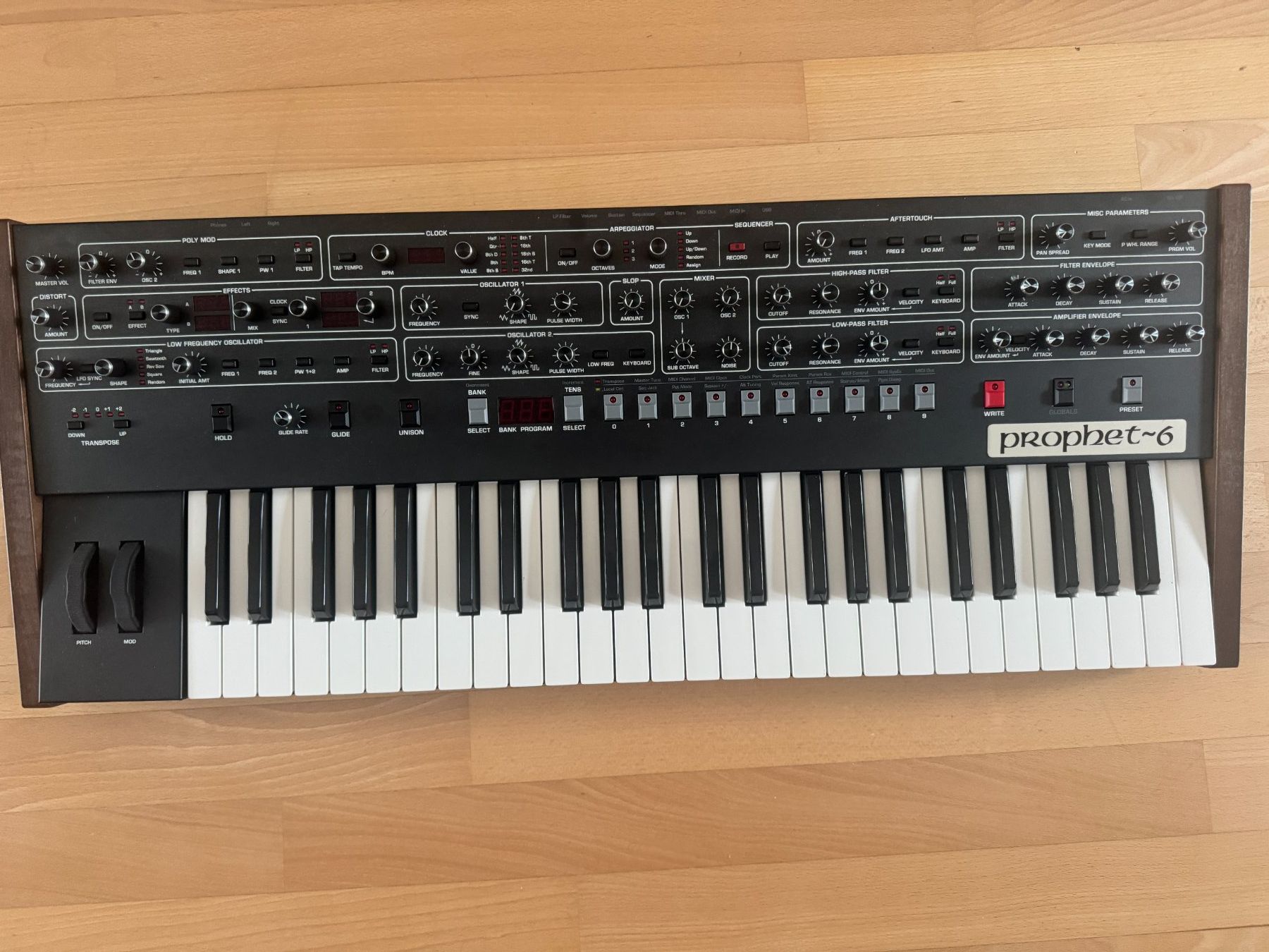Sequential Strumenti musicali: Sequential Prophet-6 Keyboard – Usato da Zürich venduto da simnik12zh 1