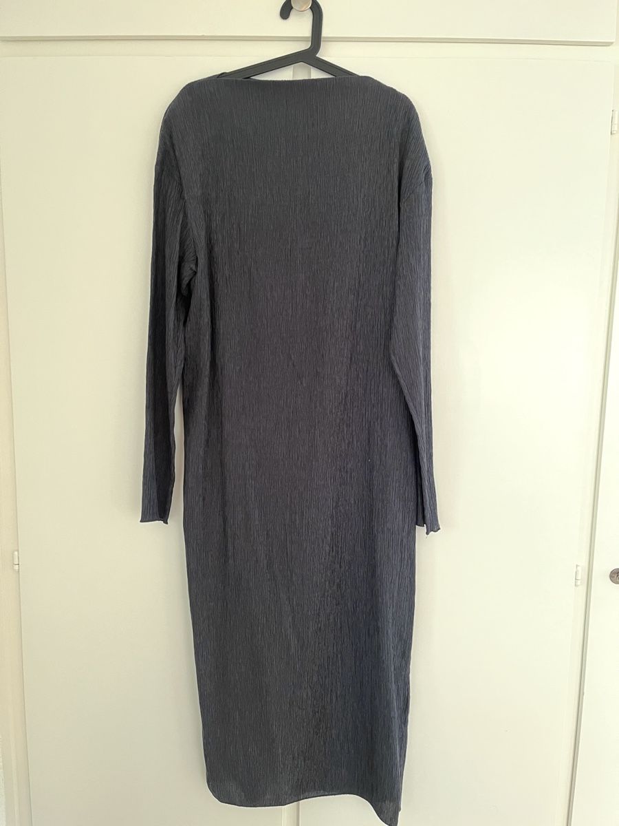 Cos Vestiti: COS / Plisseekleid – Usato da Zürich venduto da cat.iac