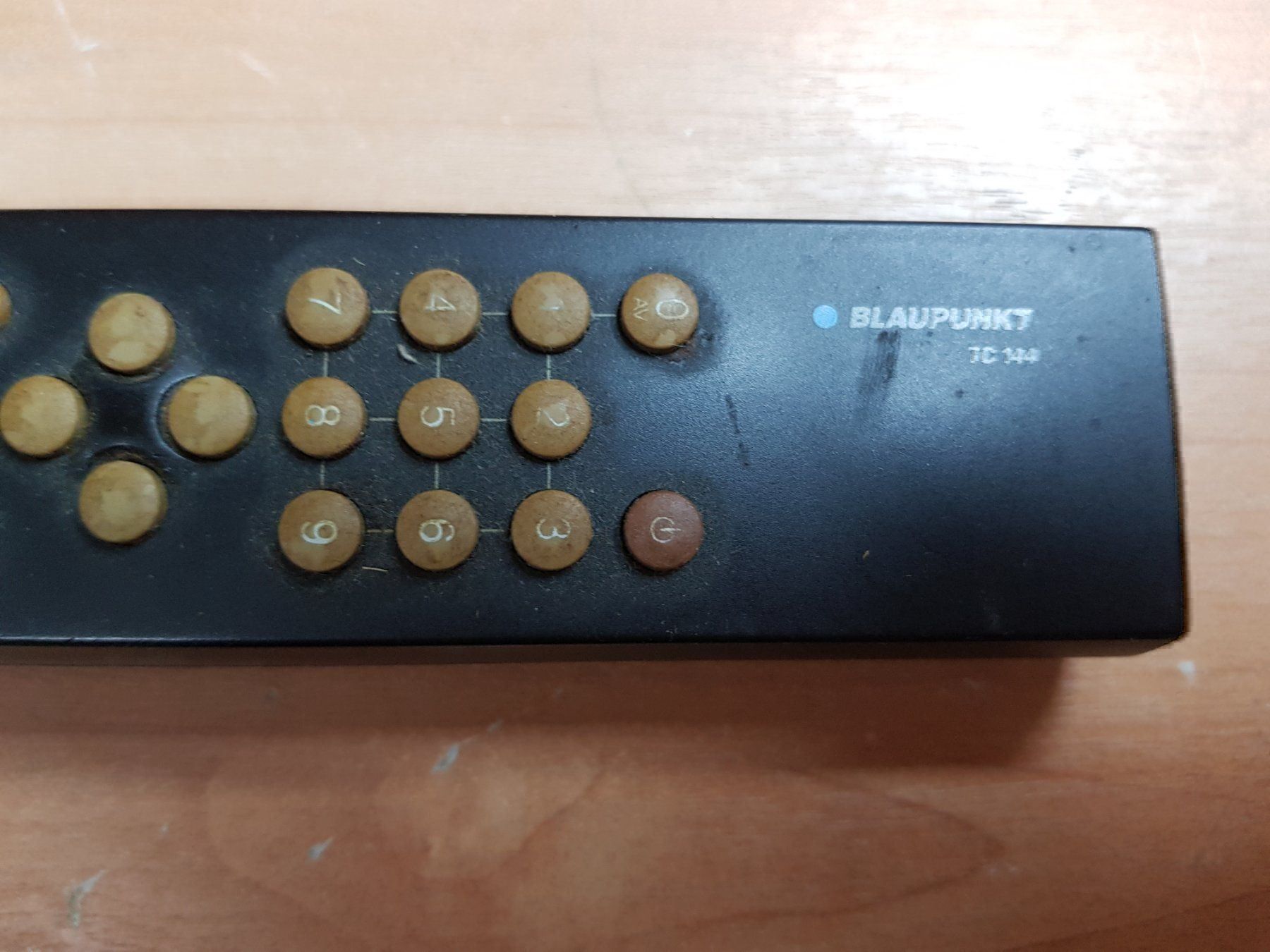 Telecomandi: Blaupunkt TC 144 Télécommande – Usato da Bionnens venduto da Meg011 2