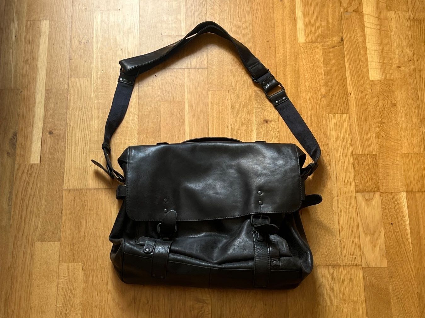 Aunts & Uncles Valigie & Borse: aunts&uncles Leder Aktentasche – Nuovo (secondo la descrizione) da Zürich venduto da PJKlingel