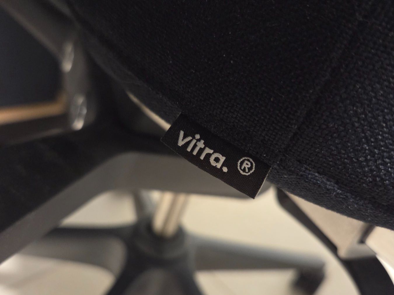 Vitra Sedie: Hochwertiger Vitra Bürostuhl – Usato da Schübelbach venduto da maus92 2