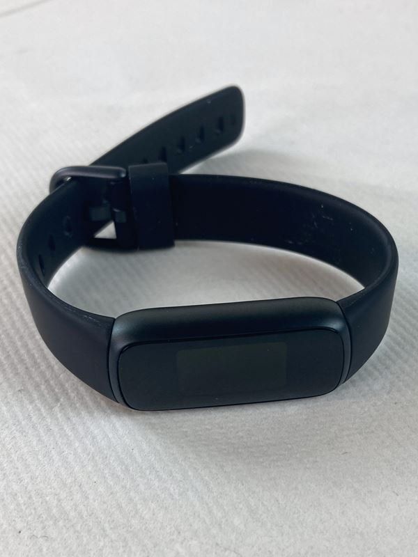 Fitbit Smartwatch: FITBIT | Smartwatch | Luxe | Schwarz – Neuf (Voir description) à Wittenbach par Restwert_St-Gallen
