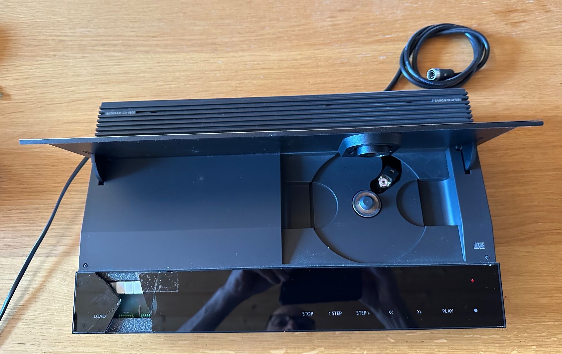 Bang & Olufsen Multimediaplayer & Streamer: Bang & Olufsen Beogram CD 4500 – Defekt aus plagne von grandgalop