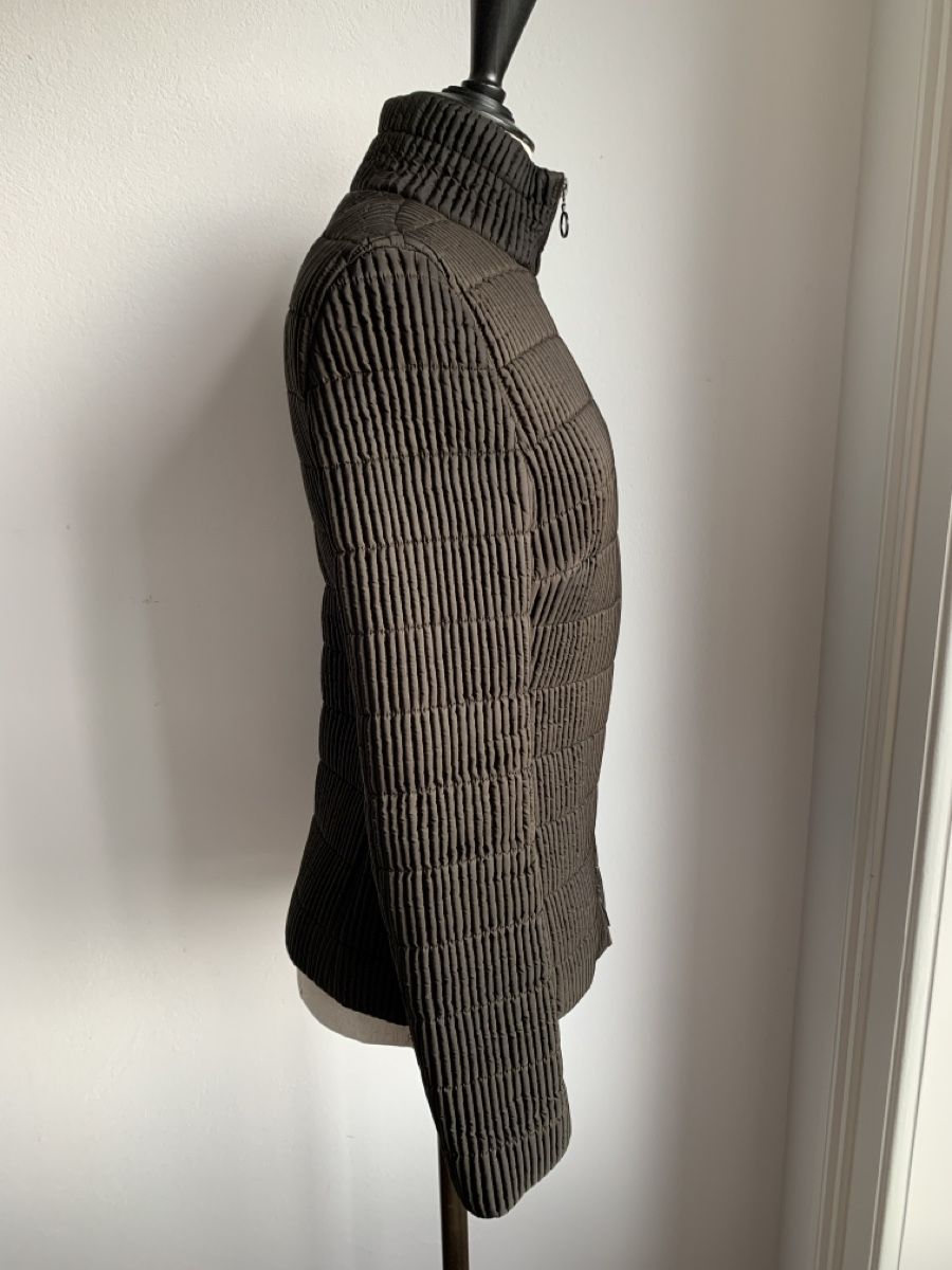 Akris Giacche: AKRIS: Super elegante dunkelbraune Stepp-Jacke, 36 – Nuovo (secondo la descrizione) da Luzern venduto da designluzern 3