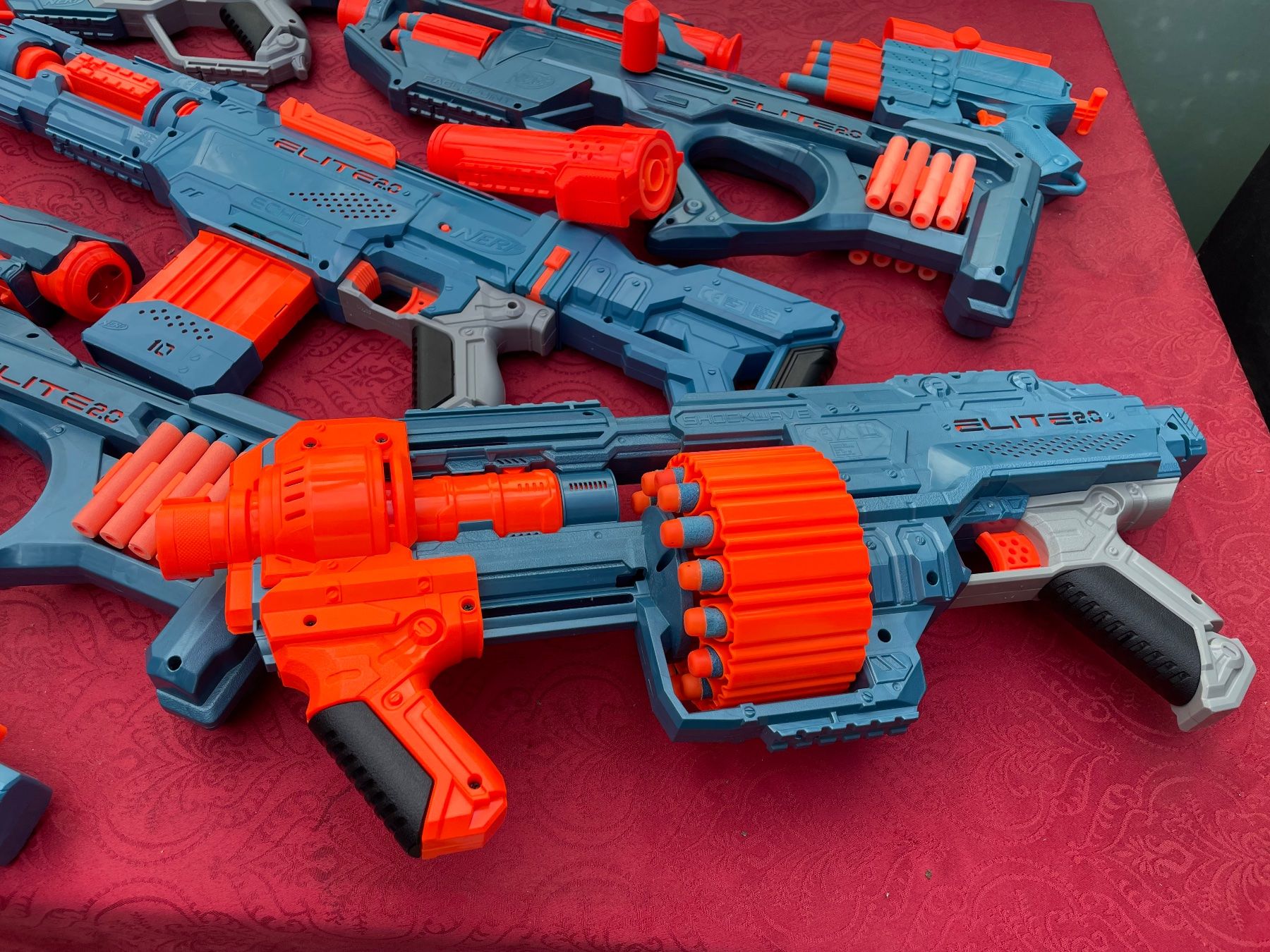Nerf Jouets: Nerf Elite 2.0 Sammlung 7 Blaster u viele Darts /Top – D'occasion à Bergdietikon par antovale 4